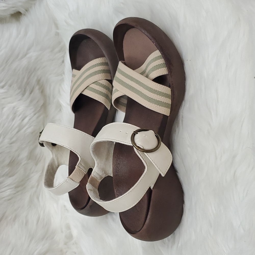 Regetta Canoe ankle strap sandals buckle detail women size 7